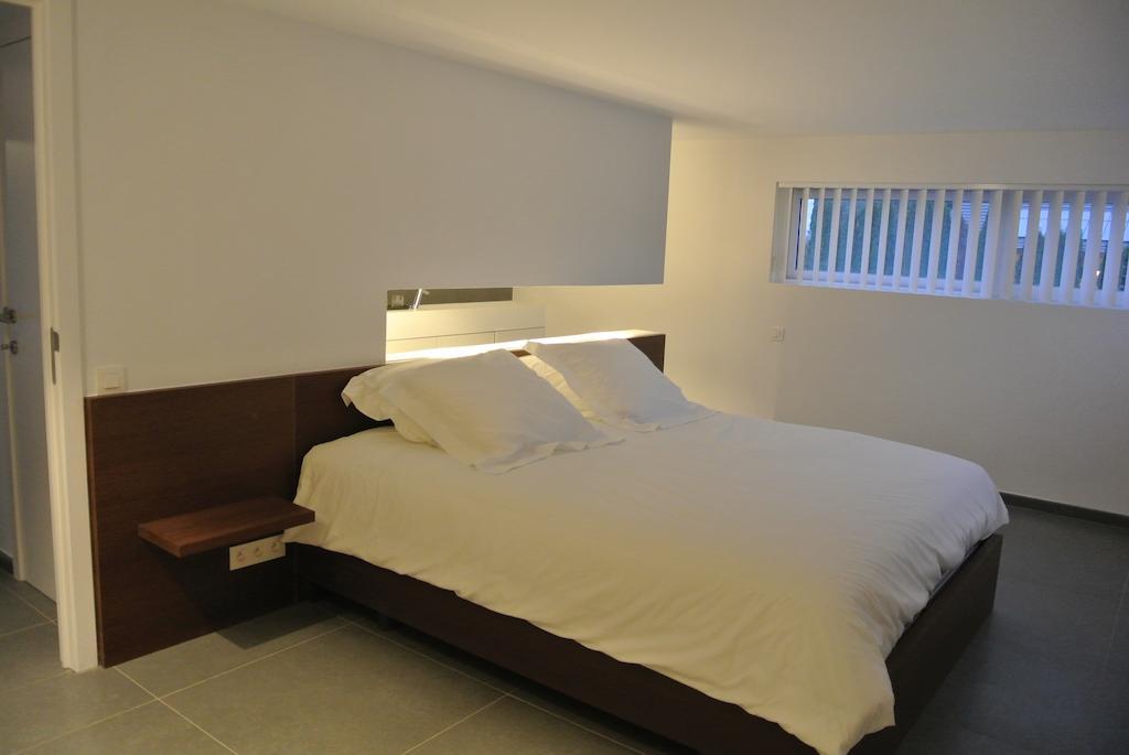La Maison Contemporaine Namur Room photo